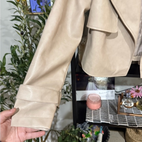 Bagatelle Cream faux Leather Jacket for Women size xs - Picture 3 of 8